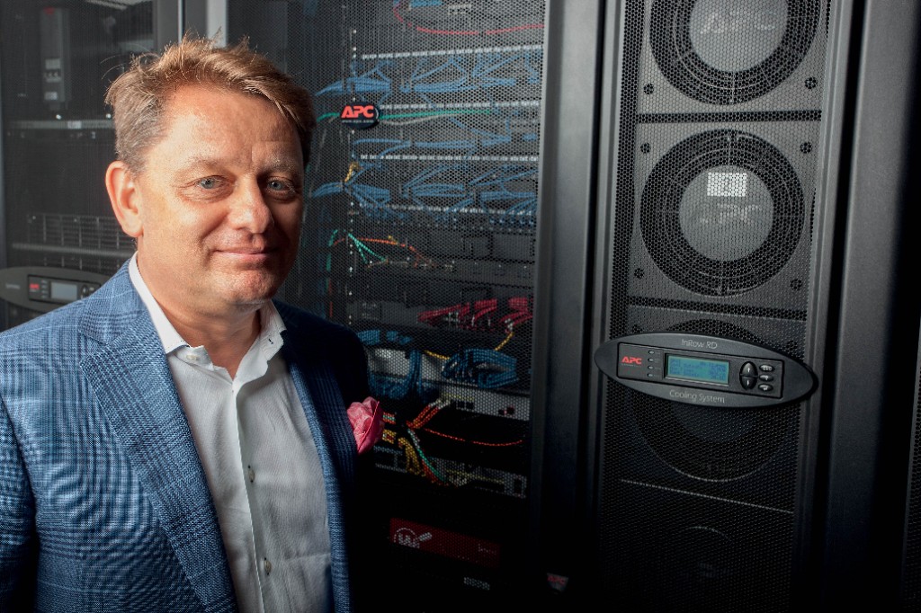 Ing. Jaromír Holub – Managing Director, Head of Data Centers, Power Tech